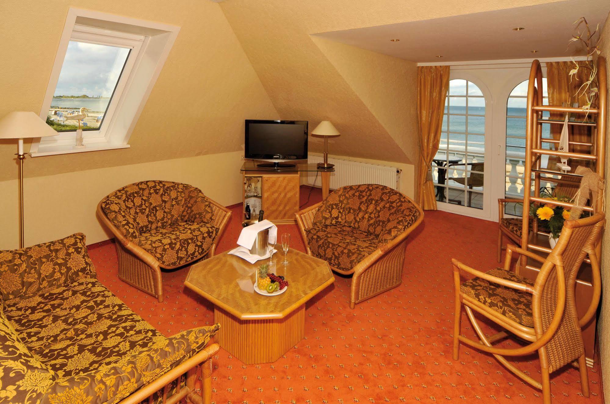 Hotel Seeschloesschen Hohwacht Εξωτερικό φωτογραφία
